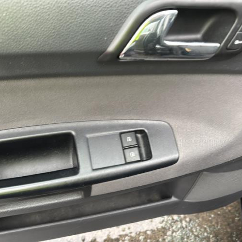 Feu arriere principal gauche (feux) VOLKSWAGEN POLO 4 Photo n°10