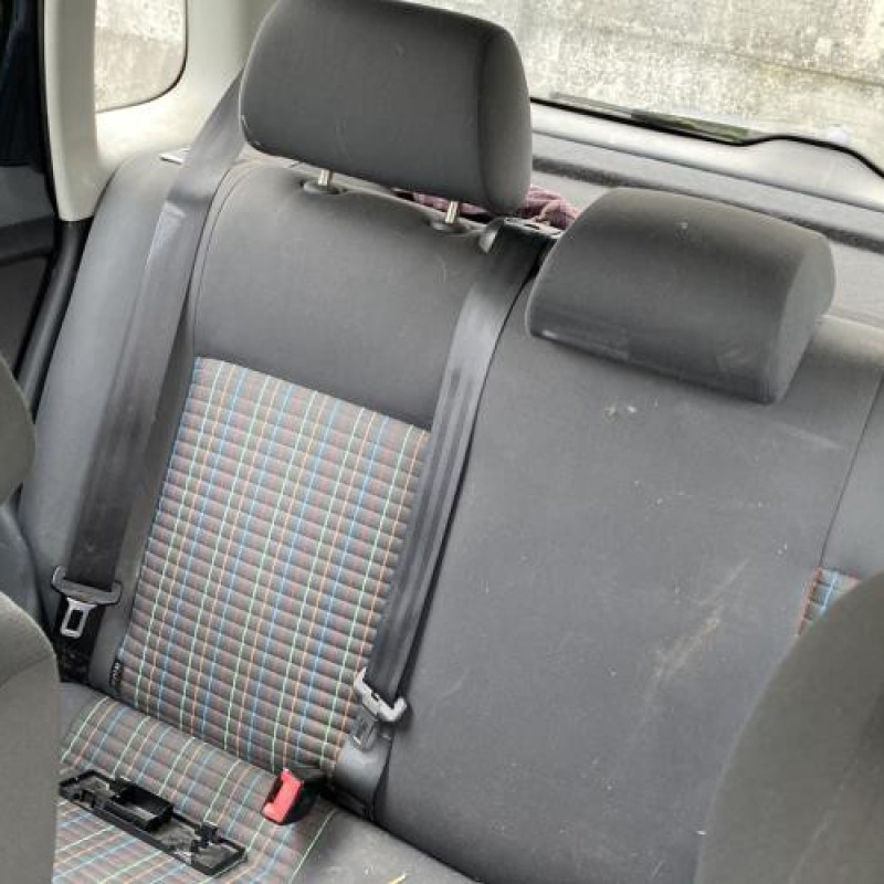 Feu arriere principal droit (feux) VOLKSWAGEN POLO 4 Photo n°13