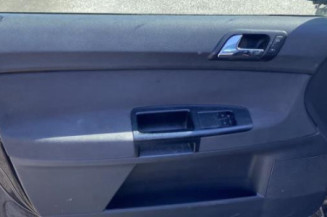 Feu arriere principal gauche (feux) VOLKSWAGEN POLO 4