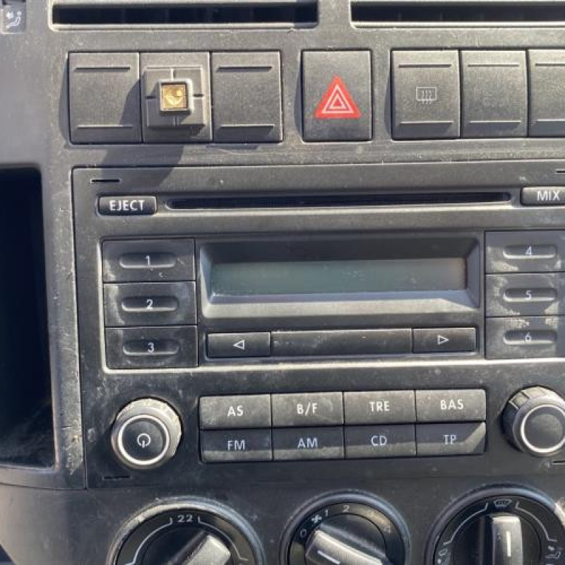 Feu arriere principal gauche (feux) VOLKSWAGEN POLO 4 Photo n°17