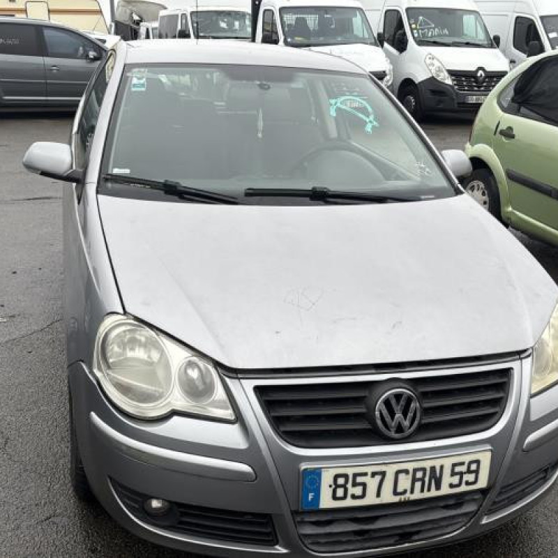 Feu arriere principal droit (feux) VOLKSWAGEN POLO 4 Photo n°8