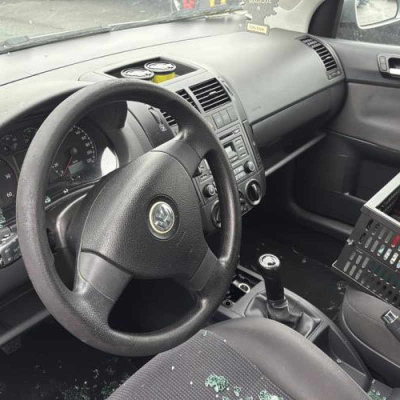 Feu arriere principal droit (feux) VOLKSWAGEN POLO 4 Photo n°9