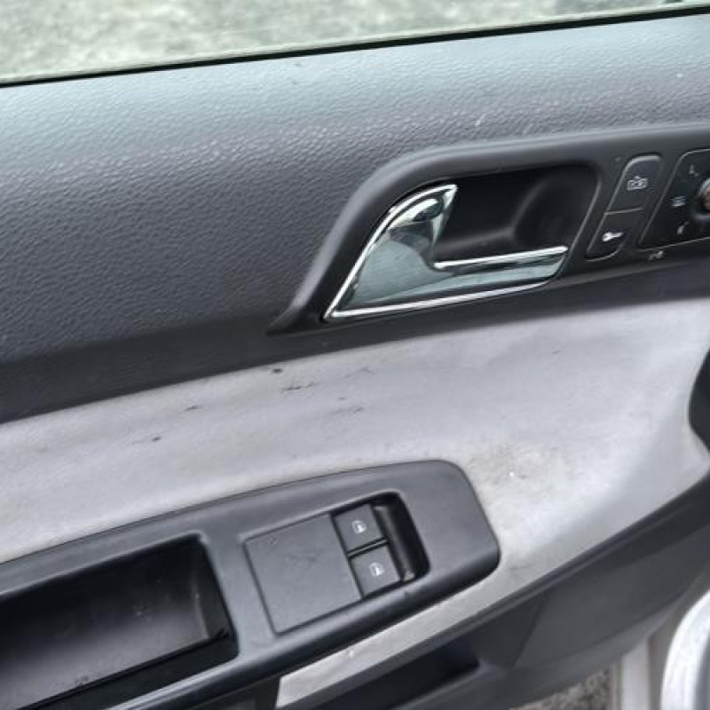 Feu arriere principal gauche (feux) VOLKSWAGEN POLO 4 Photo n°10