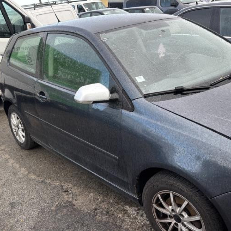 Feu arriere principal droit (feux) VOLKSWAGEN POLO 4 Photo n°7