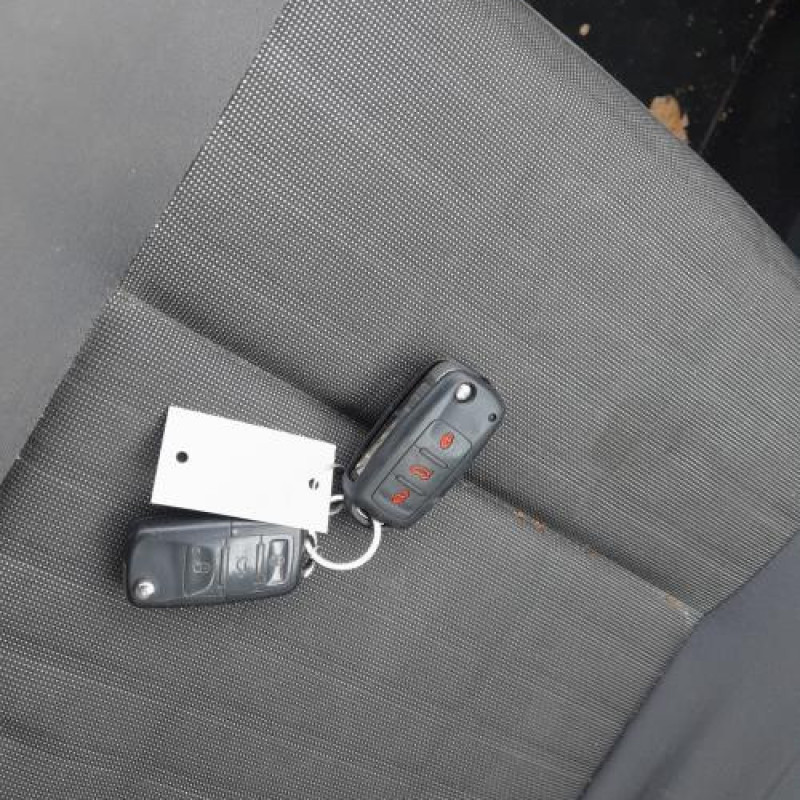 Feu arriere principal droit (feux) VOLKSWAGEN POLO 4 Photo n°11