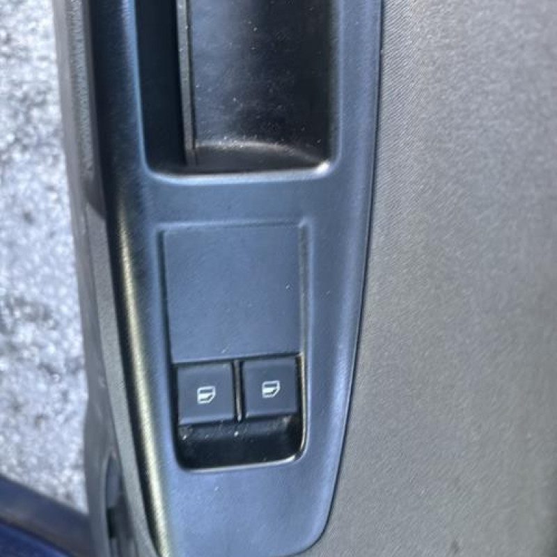 Feu arriere principal droit (feux) VOLKSWAGEN POLO 4 Photo n°15