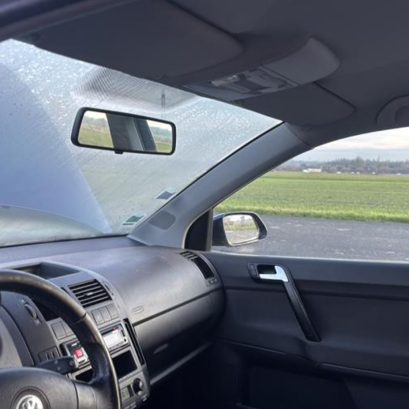 Feu arriere principal gauche (feux) VOLKSWAGEN POLO 4 Photo n°17