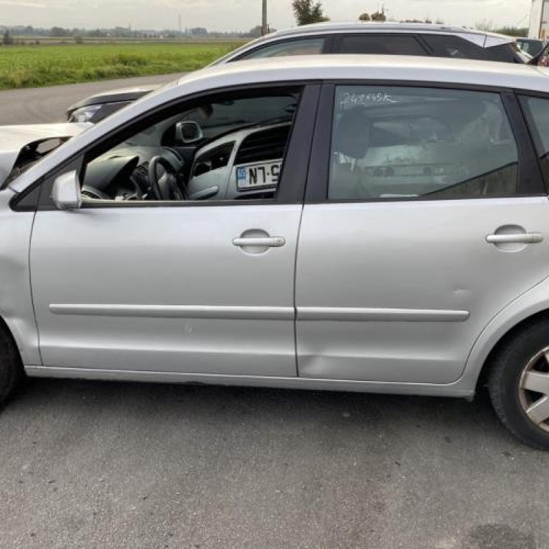 Feu arriere principal droit (feux) VOLKSWAGEN POLO 4 Photo n°15