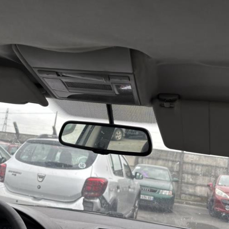 Feu arriere principal droit (feux) VOLKSWAGEN POLO 4 Photo n°10