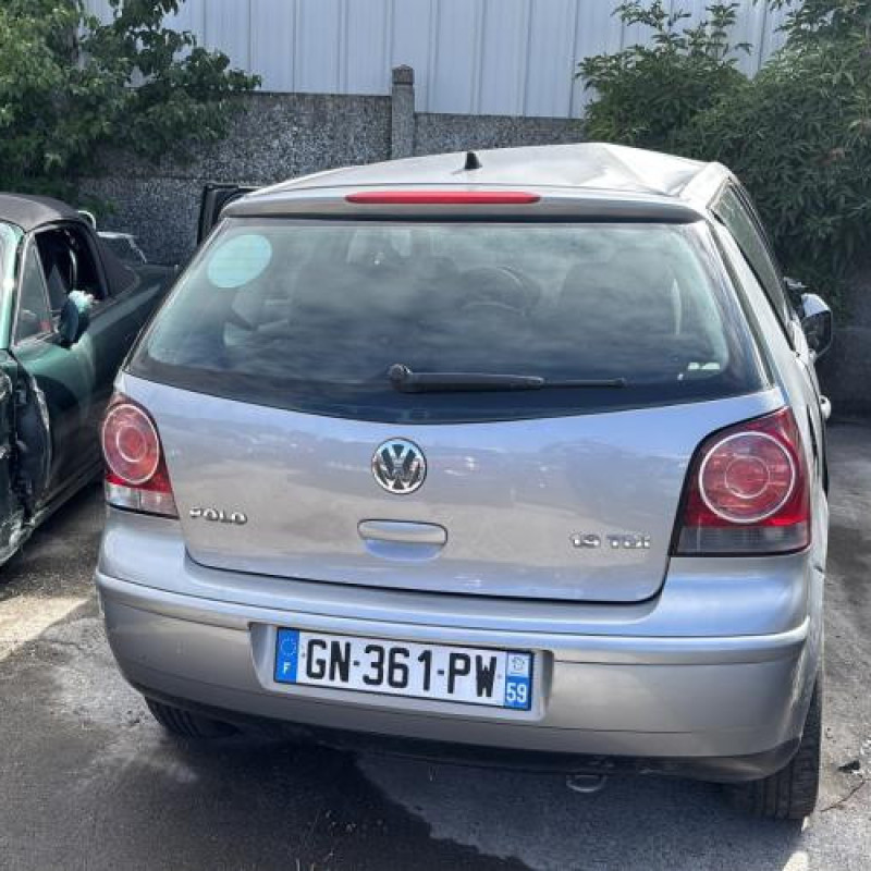 Feu arriere principal droit (feux) VOLKSWAGEN POLO 4 Photo n°4