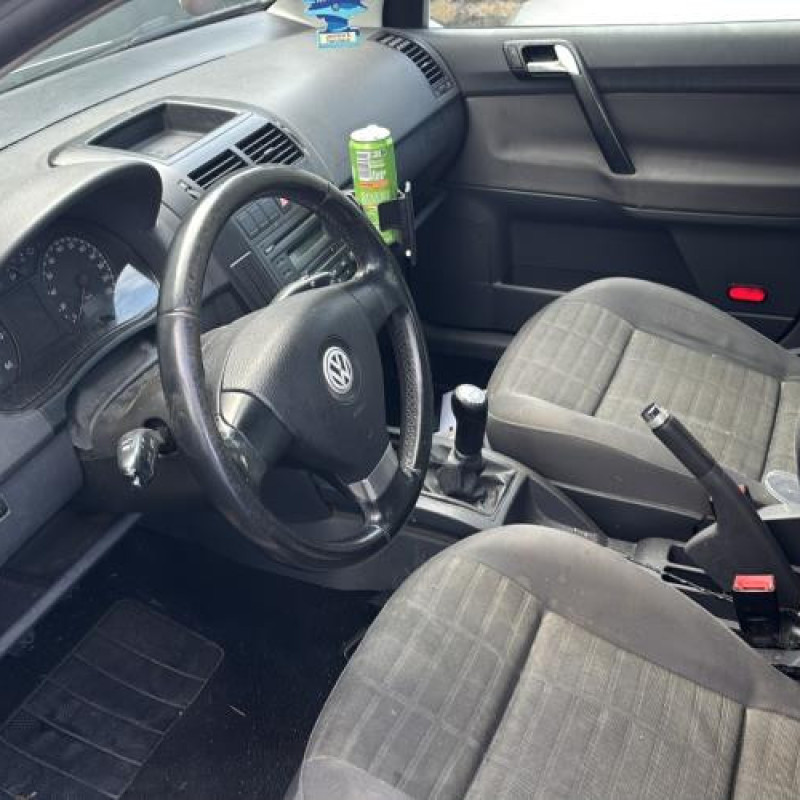 Feu arriere principal droit (feux) VOLKSWAGEN POLO 4 Photo n°5