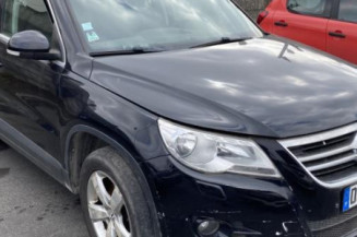 Calandre VOLKSWAGEN TIGUAN 1