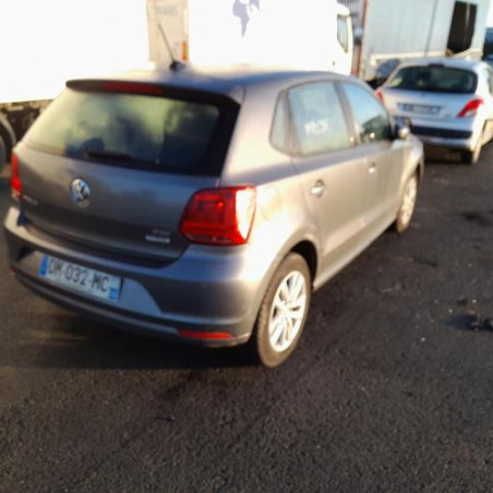 Reservoir essence VOLKSWAGEN POLO 5