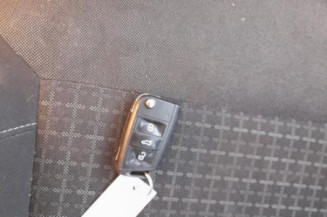 Reservoir essence VOLKSWAGEN POLO 5