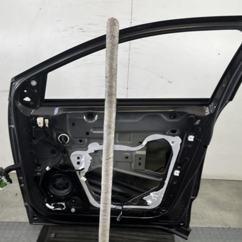 Porte avant droit CITROEN C5 AIRCROSS Photo n°4