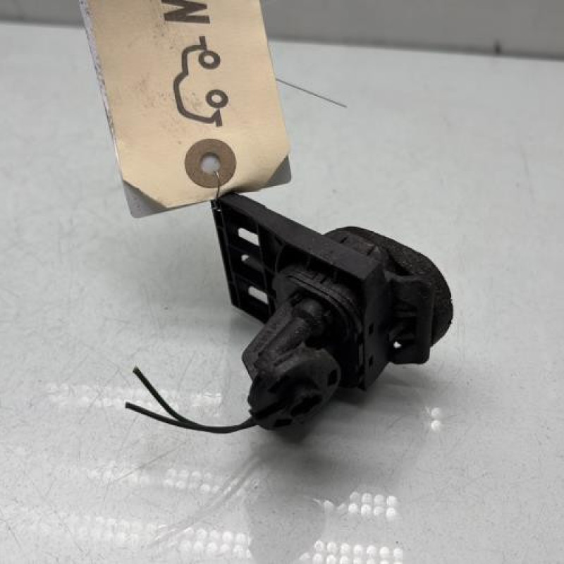 Bouton de coffre PEUGEOT 607 Photo n°3