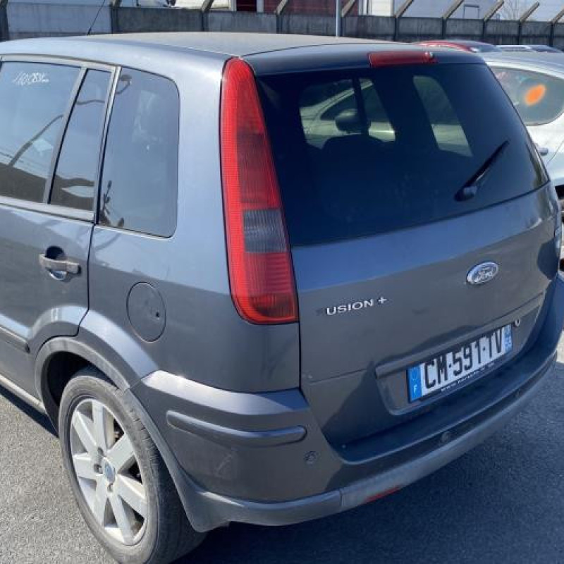 Aile avant droit FORD FUSION Photo n°8