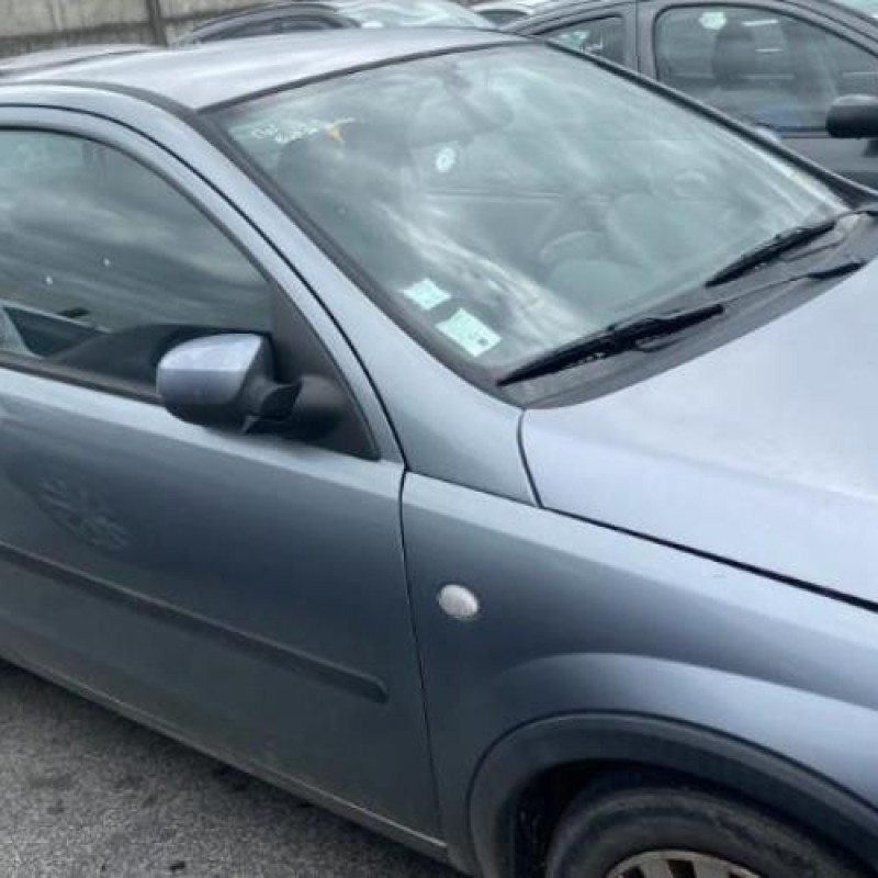 Capot OPEL CORSA C Photo n°19