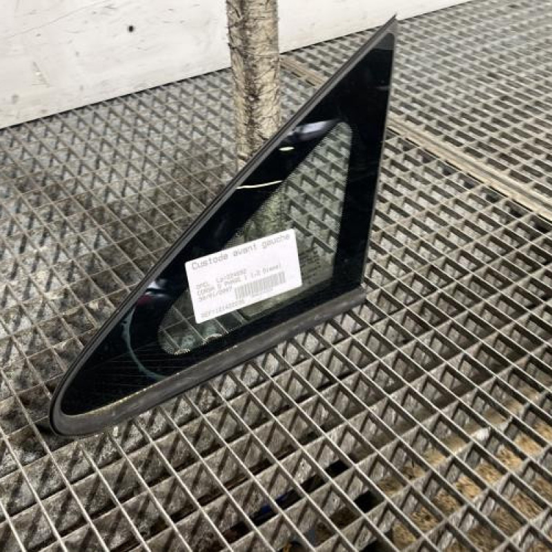 Custode avant gauche OPEL CORSA D Photo n°2