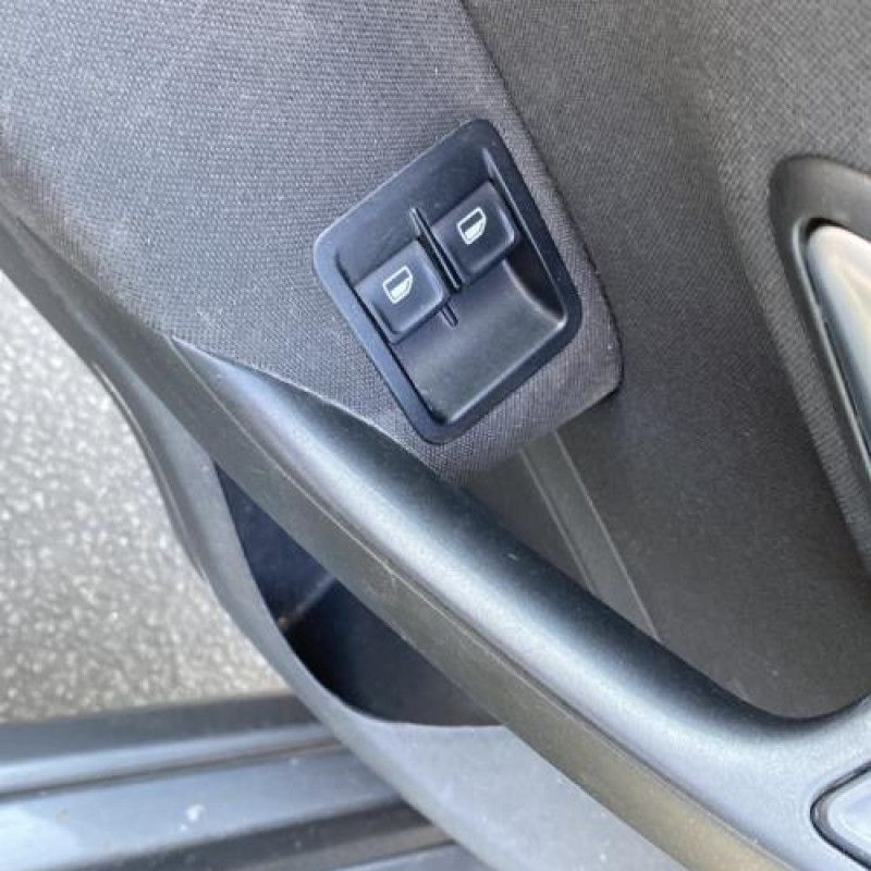 Reservoir essence VOLKSWAGEN POLO 5 Photo n°11