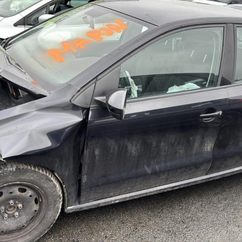 Reservoir essence VOLKSWAGEN POLO 5 Photo n°17