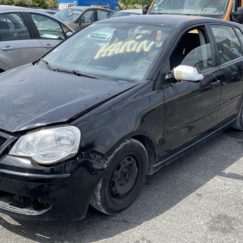 Feu arriere principal droit (feux) VOLKSWAGEN POLO 4 Photo n°3