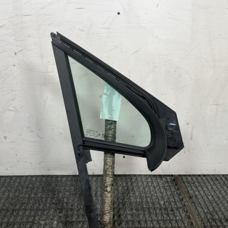 Custode avant gauche (porte) PEUGEOT 208 1 Photo n°4