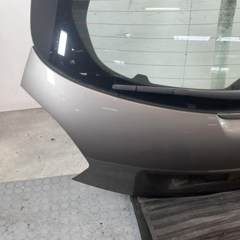 Malle/Hayon arriere PEUGEOT 208 1 Photo n°5