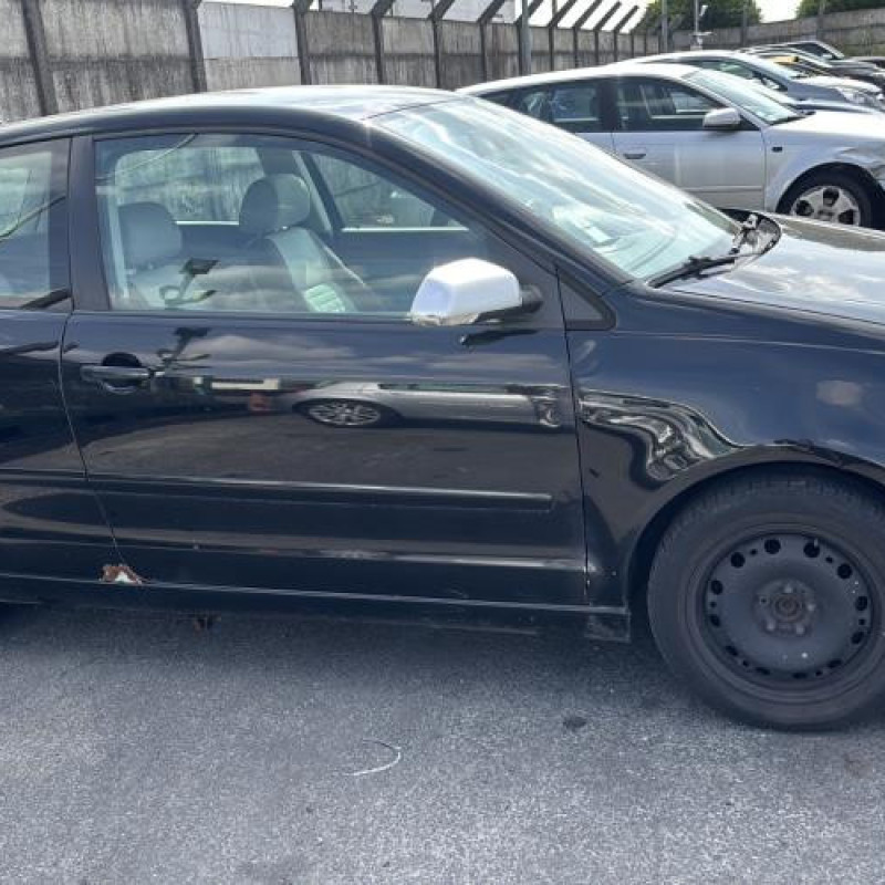 Feu arriere principal gauche (feux) VOLKSWAGEN POLO 4 Photo n°13