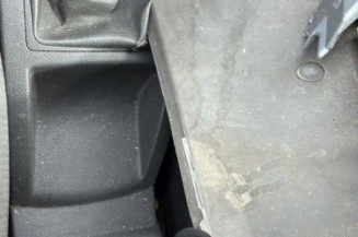 Feu arriere principal gauche (feux) VOLKSWAGEN POLO 4