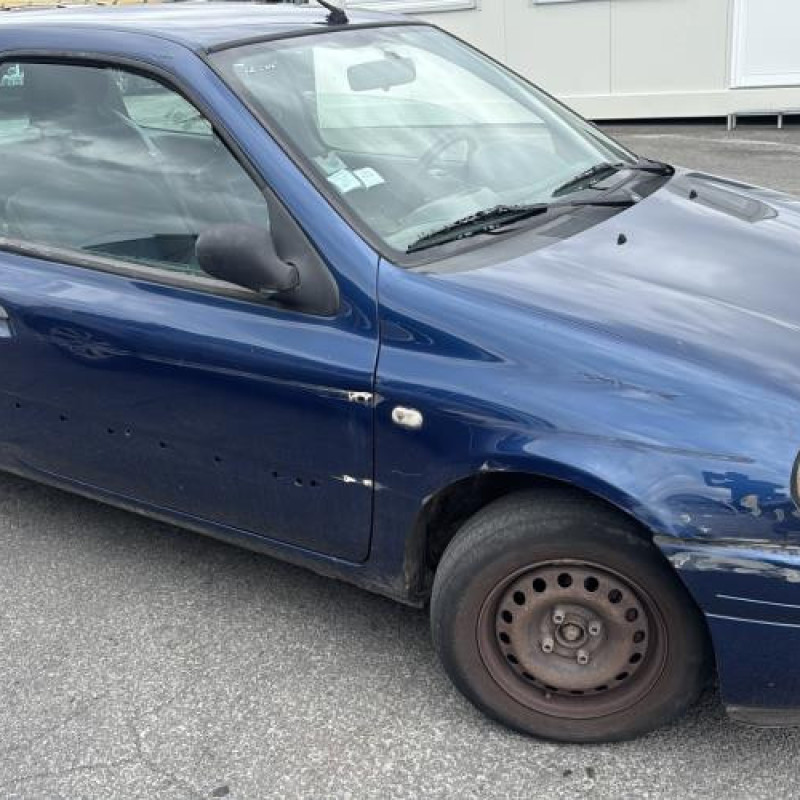 Pompe de direction RENAULT CLIO 2 Photo n°20