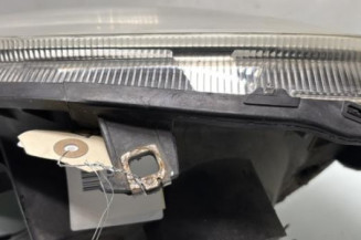 Optique avant principal droit (feux)(phare) RENAULT TRAFIC 2