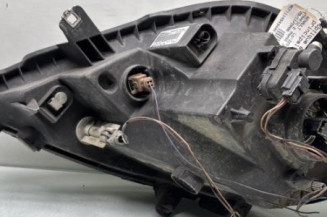 Optique avant principal droit (feux)(phare) RENAULT TRAFIC 2