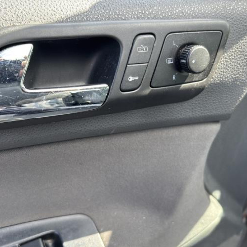 Feu arriere principal gauche (feux) VOLKSWAGEN POLO 4 Photo n°11