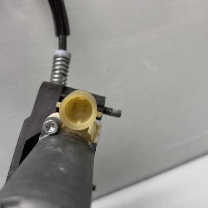 Leve vitre electrique avant gauche RENAULT CLIO 2 CAMPUS Photo n°3