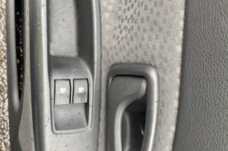 Leve vitre electrique avant gauche RENAULT CLIO 2 CAMPUS