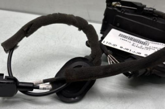 Serrure arriere droit RENAULT CLIO 4