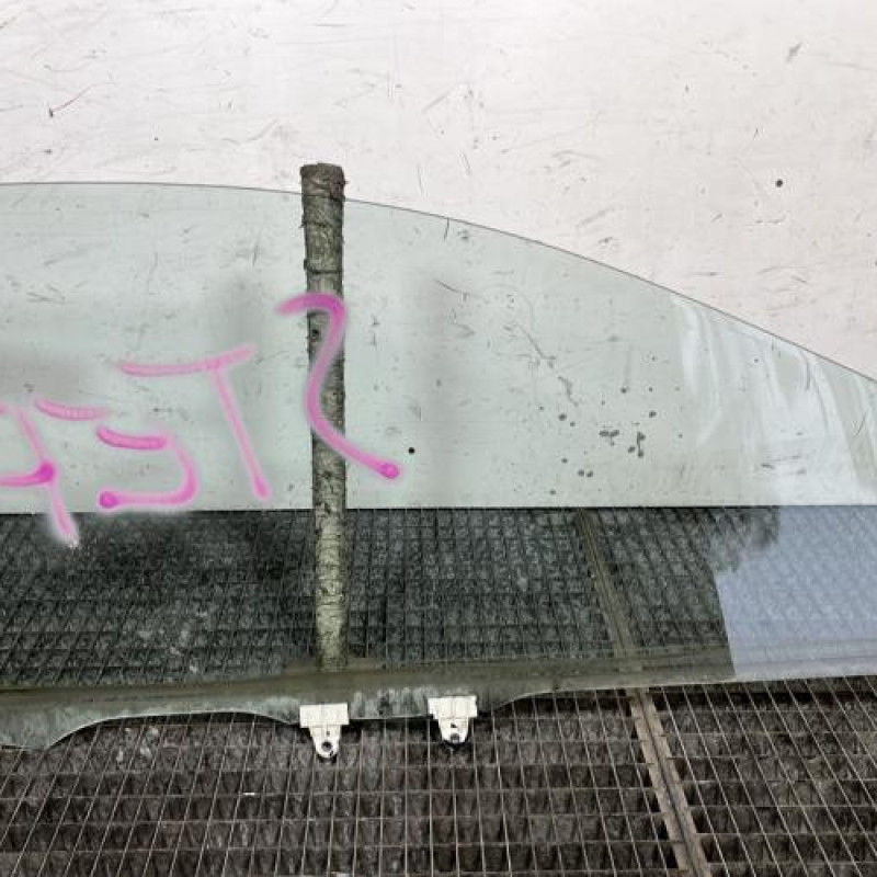 Vitre avant gauche RENAULT TWINGO 2 Photo n°4