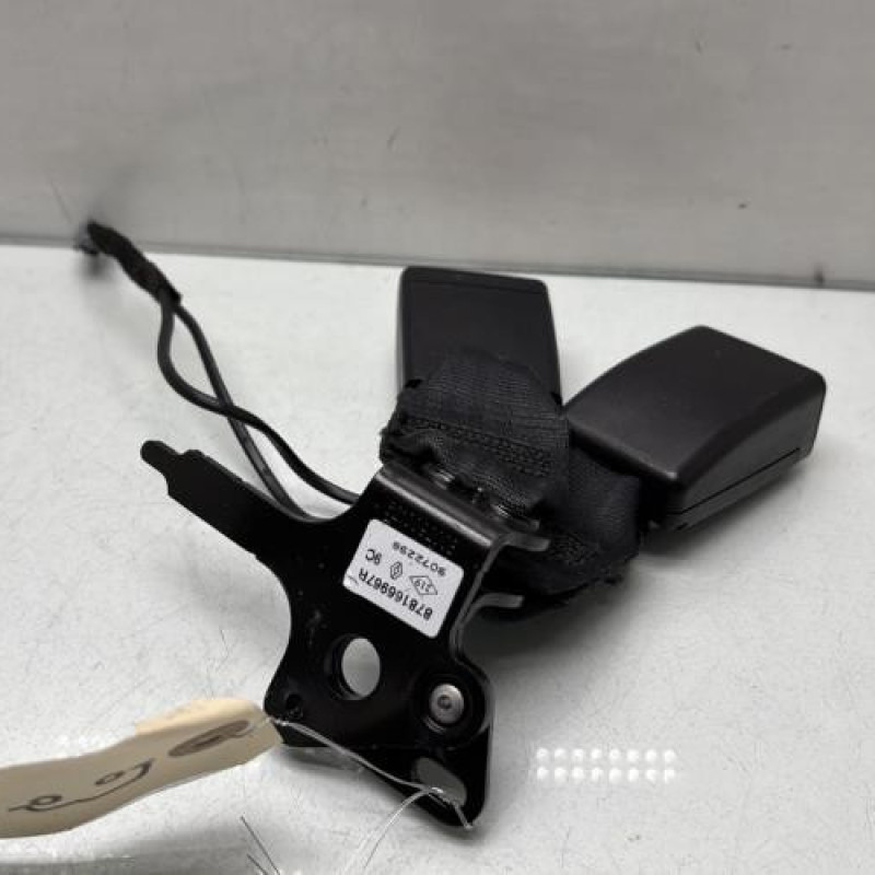 Attache ceinture arriere droit RENAULT CLIO 4 Photo n°3