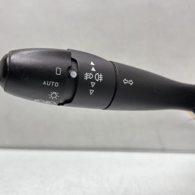 Com (Bloc Contacteur Tournant+Commodo Essuie Glace+Commodo Phare) PEUGEOT 207 Photo n°2