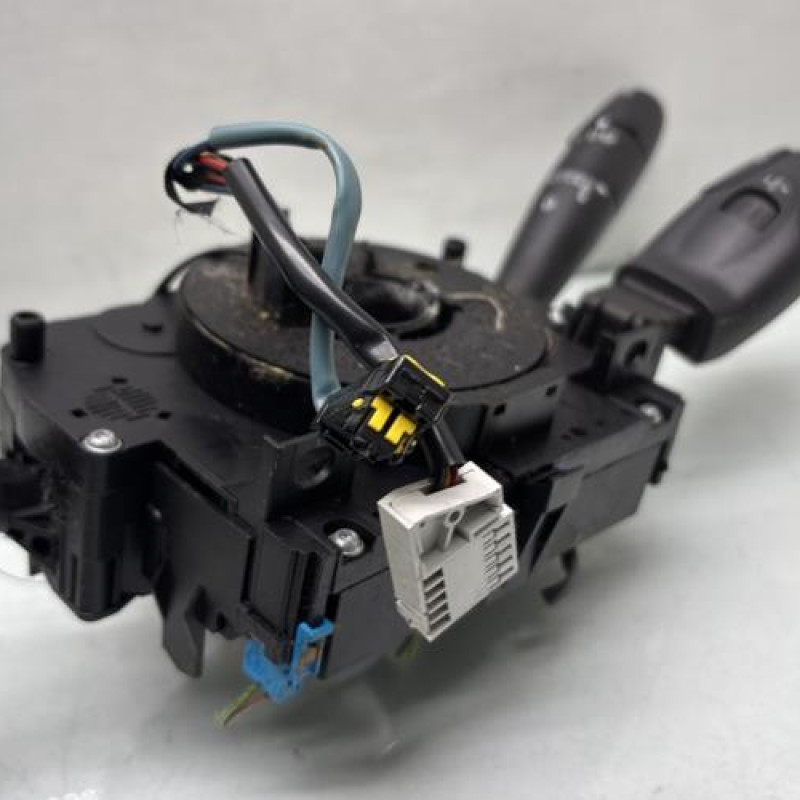 Com (Bloc Contacteur Tournant+Commodo Essuie Glace+Commodo Phare) PEUGEOT 207 Photo n°4