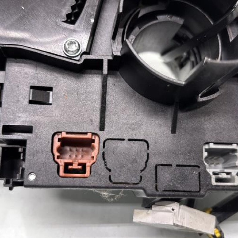 Com (Bloc Contacteur Tournant+Commodo Essuie Glace+Commodo Phare) PEUGEOT 207 Photo n°5