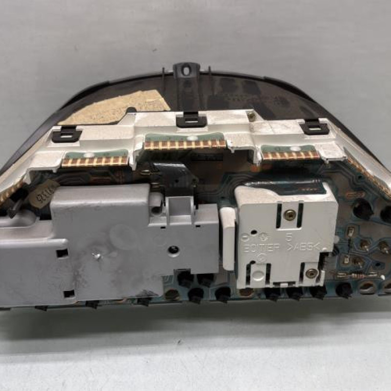 Compteur PEUGEOT 106 Photo n°2