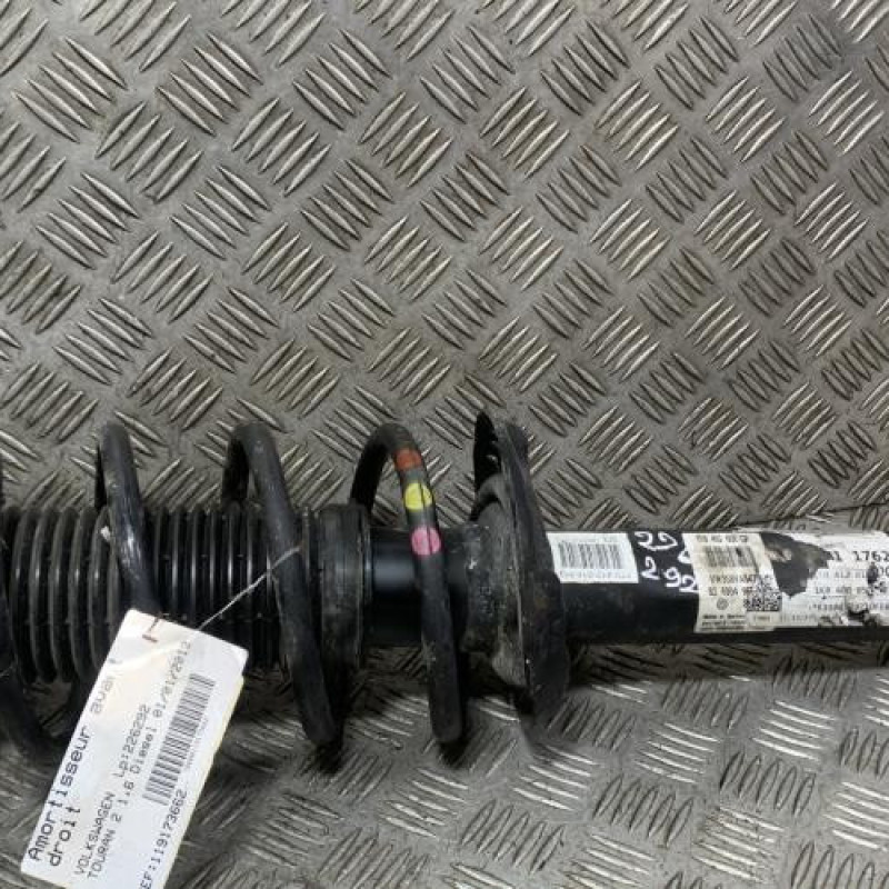 Amortisseur avant droit VOLKSWAGEN TOURAN 2 Photo n°1