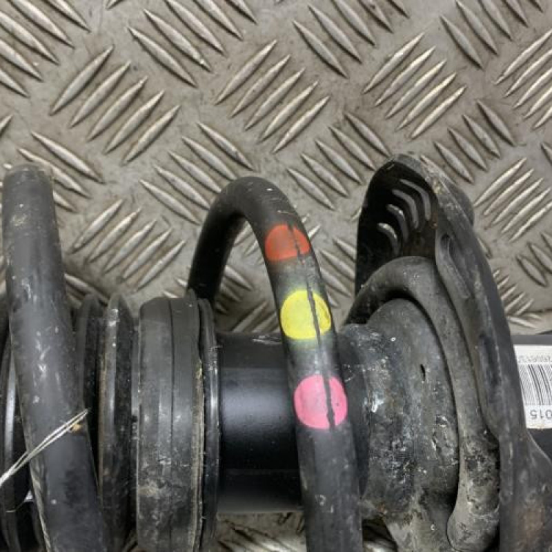 Amortisseur avant droit VOLKSWAGEN TOURAN 2 Photo n°2