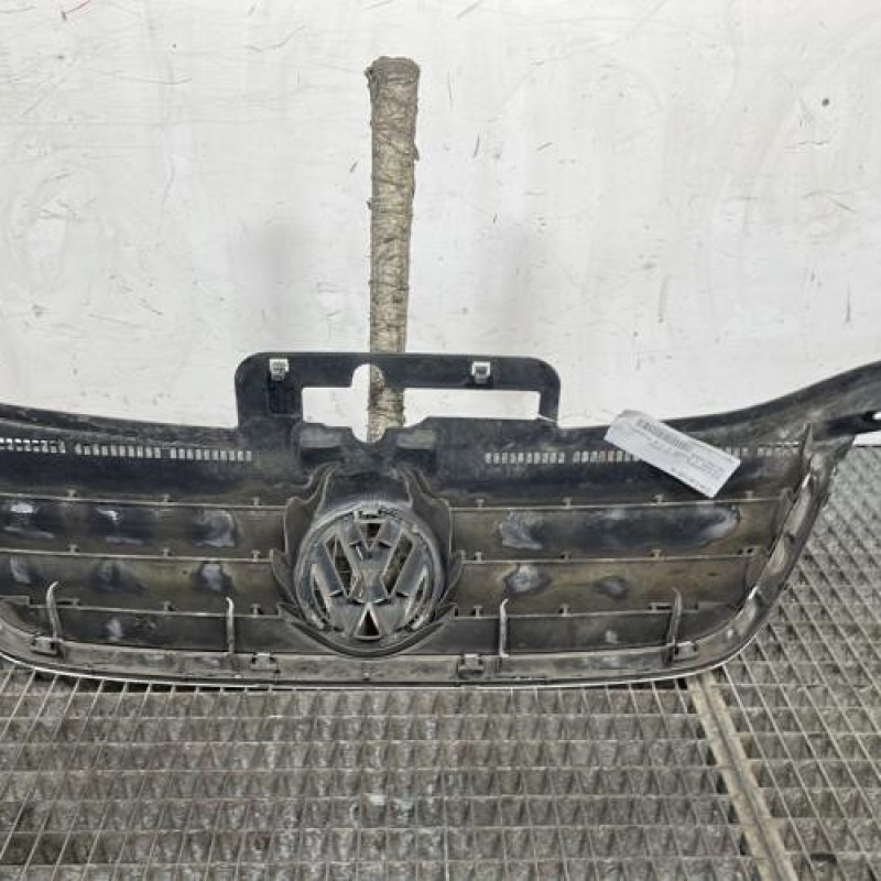Calandre VOLKSWAGEN TOURAN 1 Photo n°4