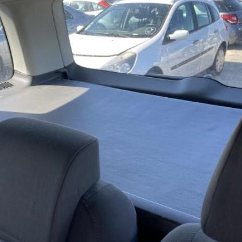 Calandre VOLKSWAGEN TOURAN 1 Photo n°13