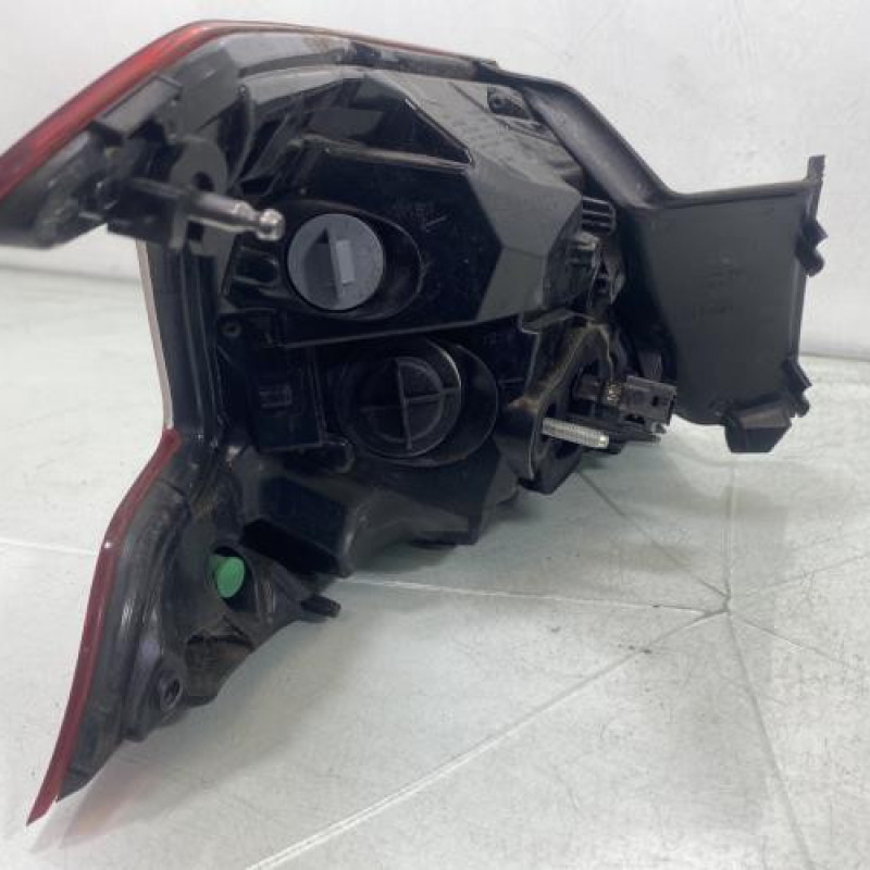 Feu arriere principal droit (feux) PEUGEOT 308 2 Photo n°2