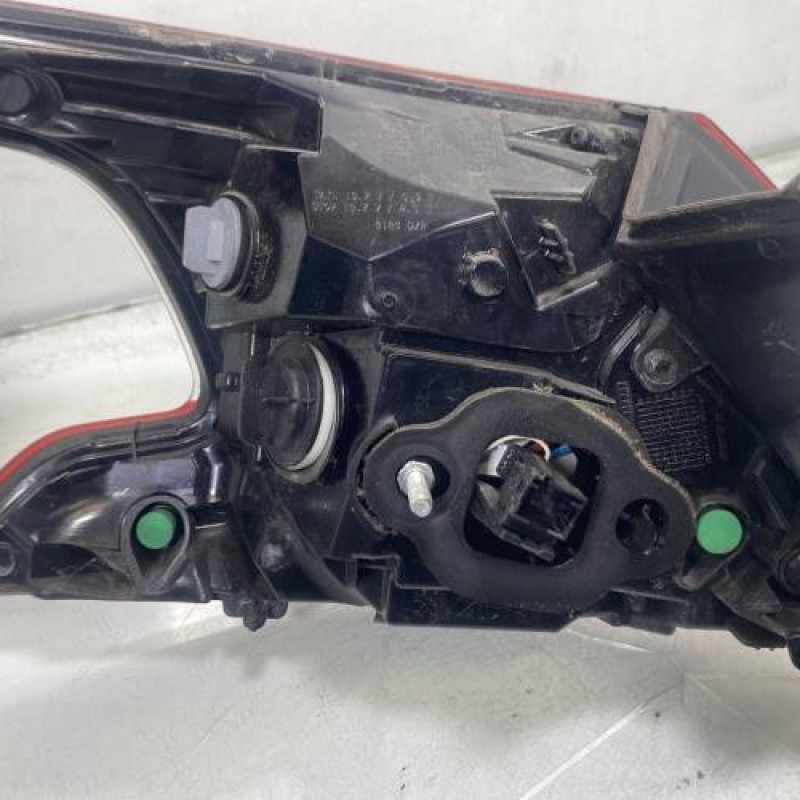 Feu arriere principal droit (feux) PEUGEOT 308 2 Photo n°3