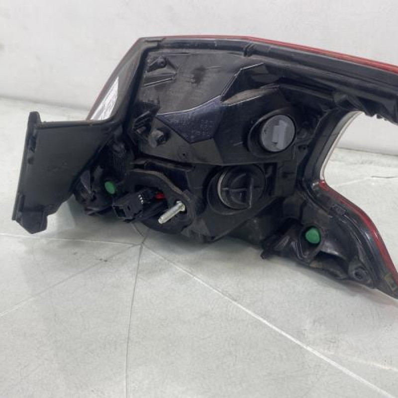 Feu arriere principal gauche (feux) PEUGEOT 308 2 Photo n°3